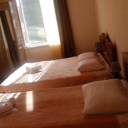 Guesthouse Guram Baba 梅斯蒂亚 外观 照片
