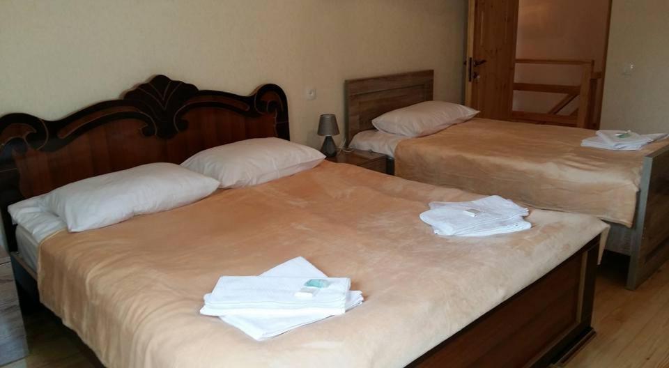 Guesthouse Guram Baba 梅斯蒂亚 外观 照片